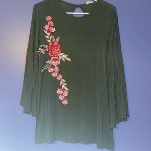 Emerald green rose detailed blouse